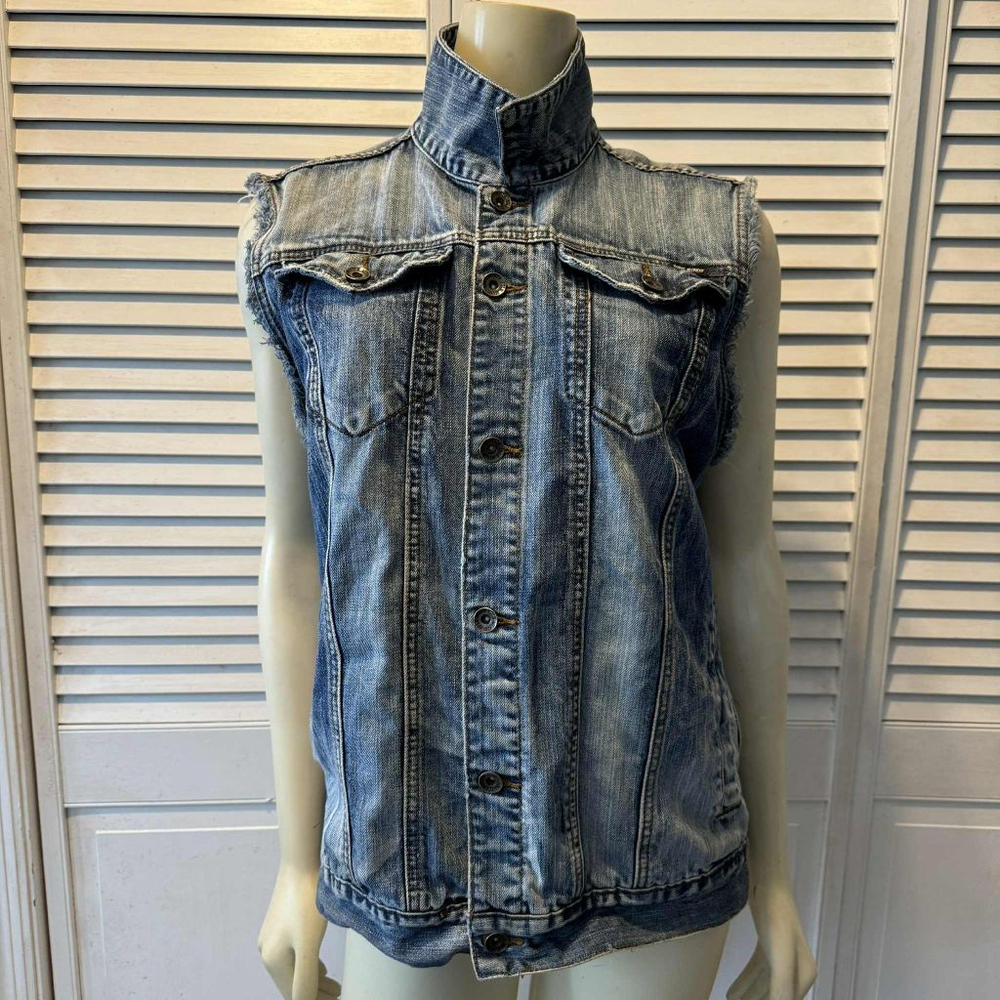 Women's Idle Minds Blue Denim Sleeveless Vest L